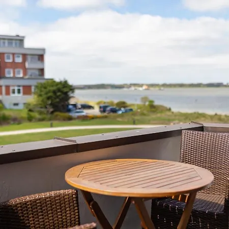 Haus Jungnamen Whg. 1 Апартаменты *