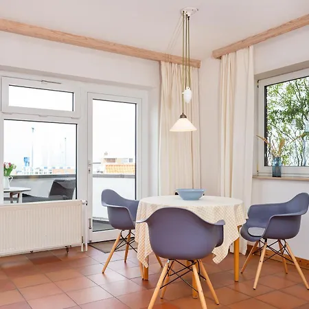 Haus Jungnamen Whg. 1 *