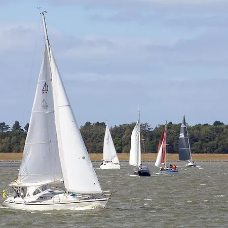 Haus Jungnamen Whg. 1 Апартаменты Витдюн